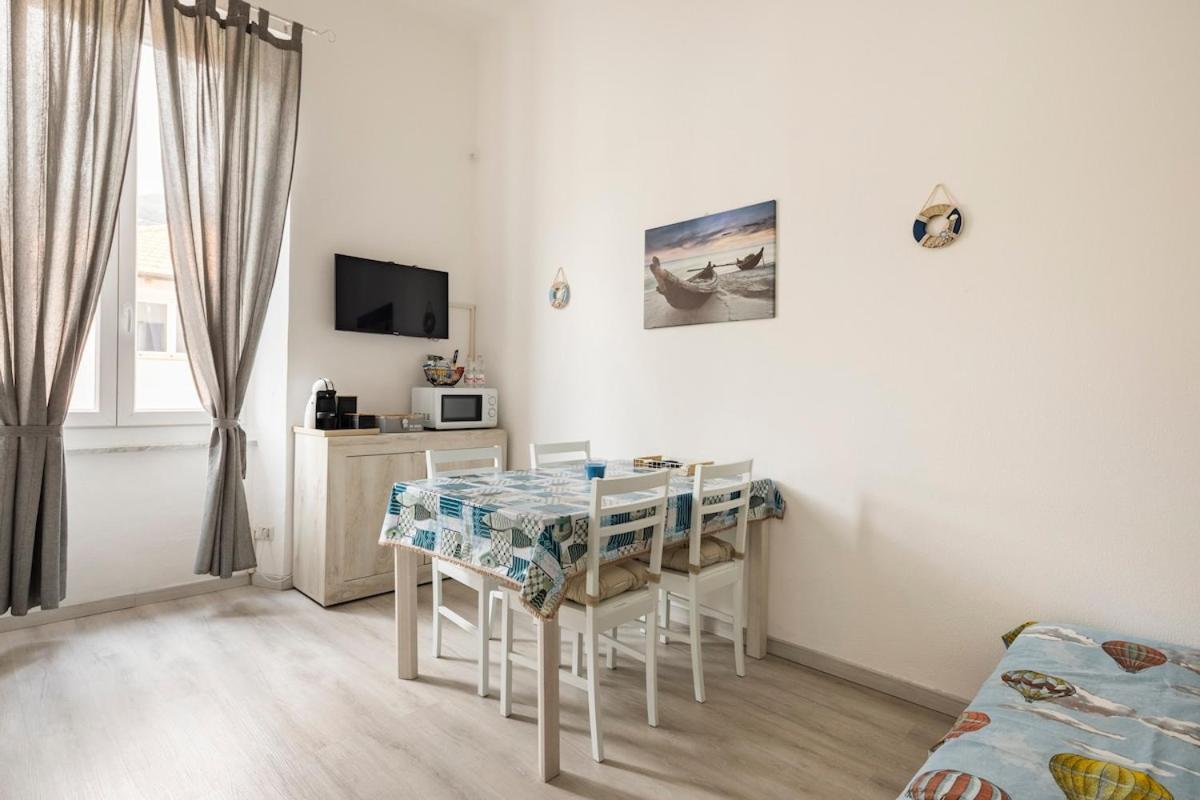 Leo Holiday Homes Дейва Марина Екстериор снимка